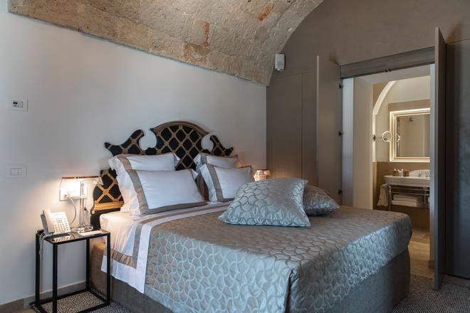 La Piccola, interni delle suites della masseria in Puglia